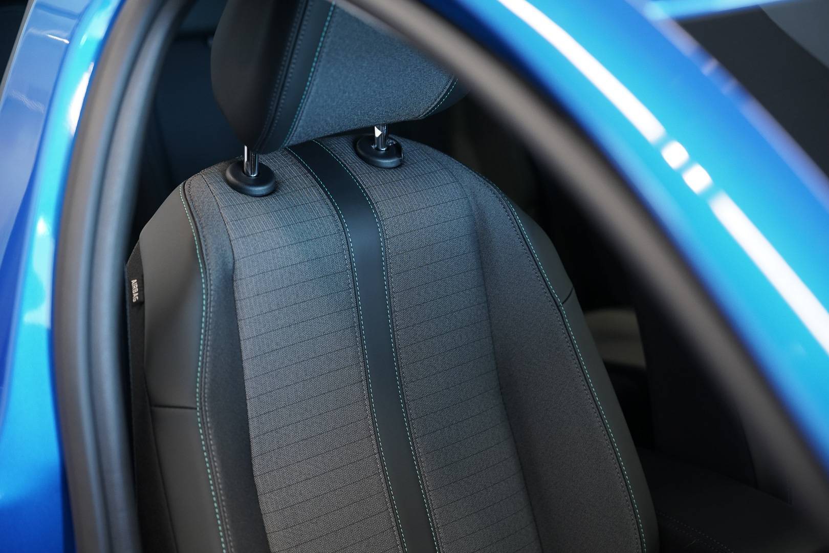 PEUGEOT 208 - Foto 18