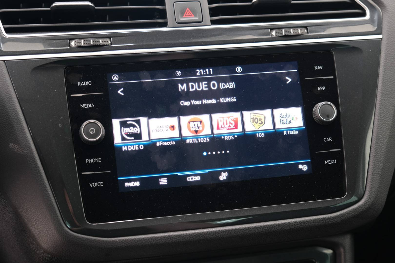 VOLKSWAGEN Tiguan - Foto 15