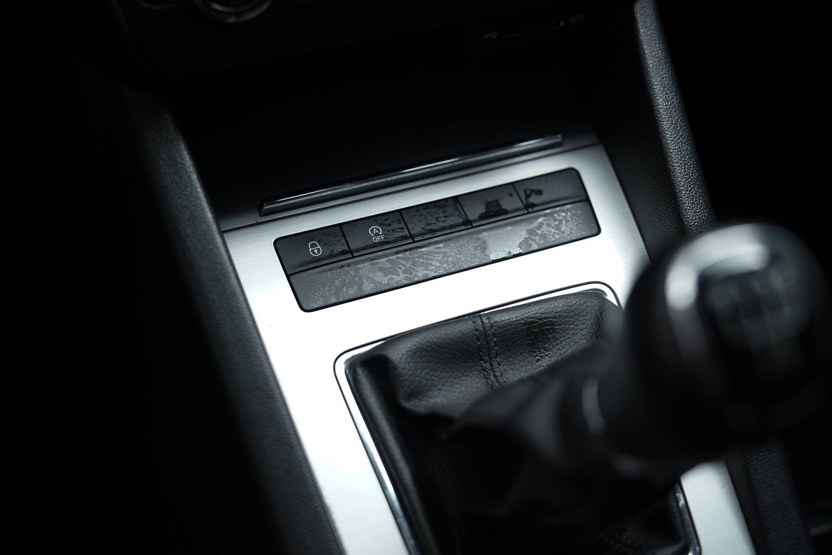 SKODA Octavia - Foto 20