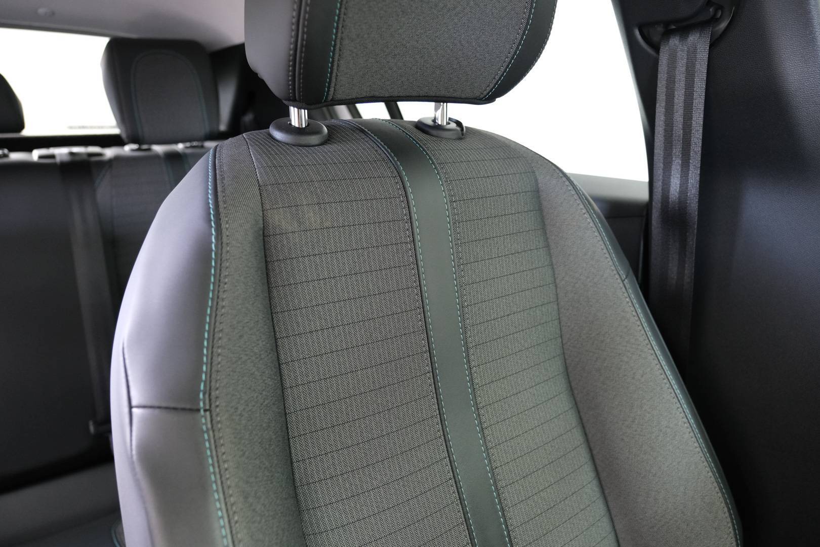 PEUGEOT 208 - Foto 21