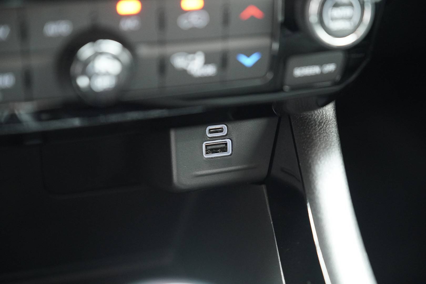 JEEP COMPASS - Foto 17