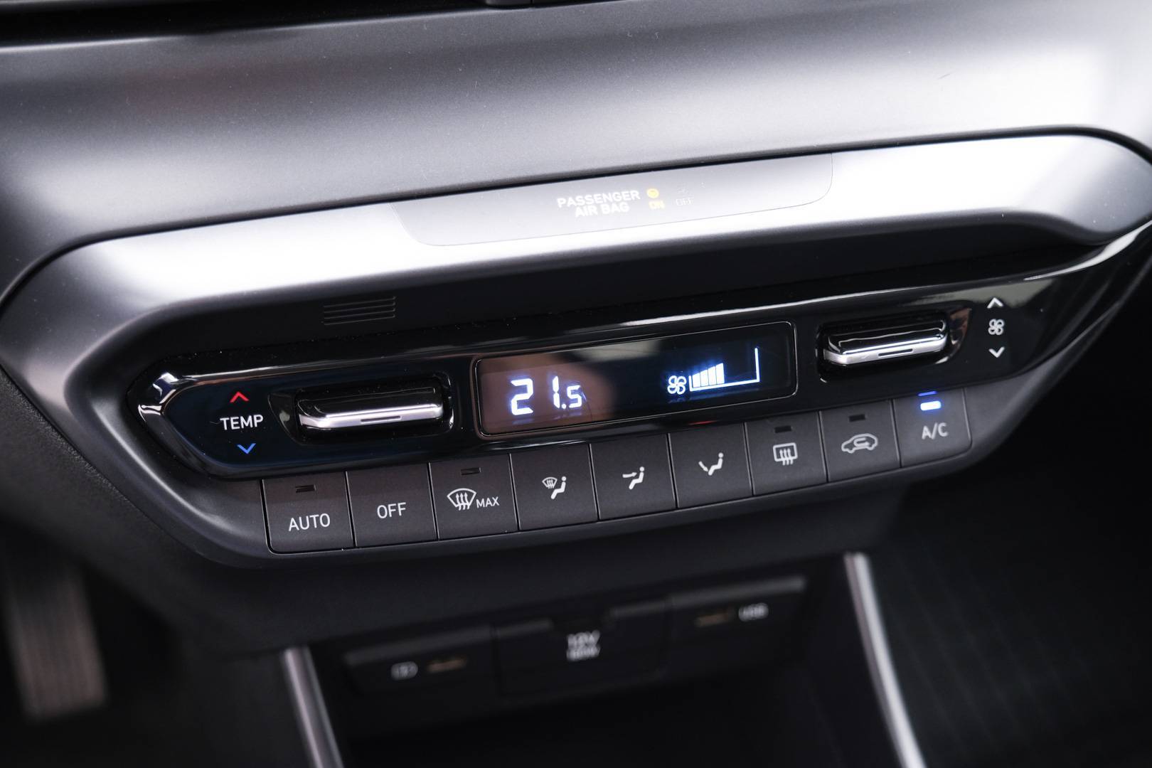 HYUNDAI i20 - Foto 18