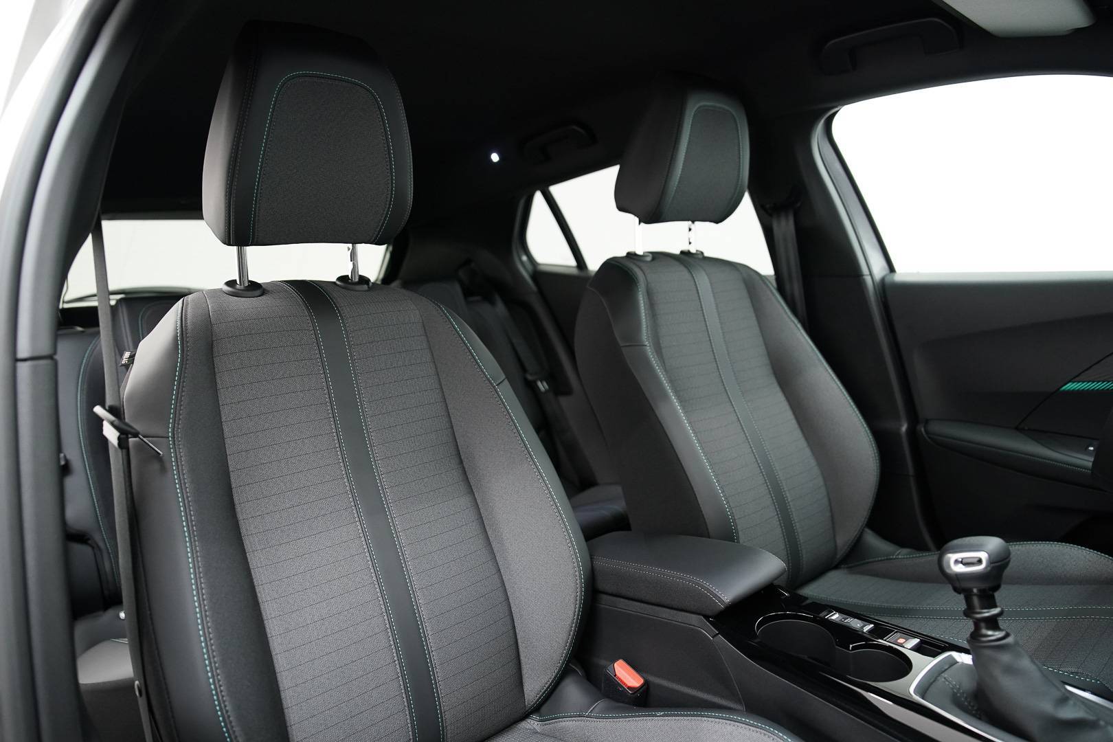 PEUGEOT 2008 - Foto 22