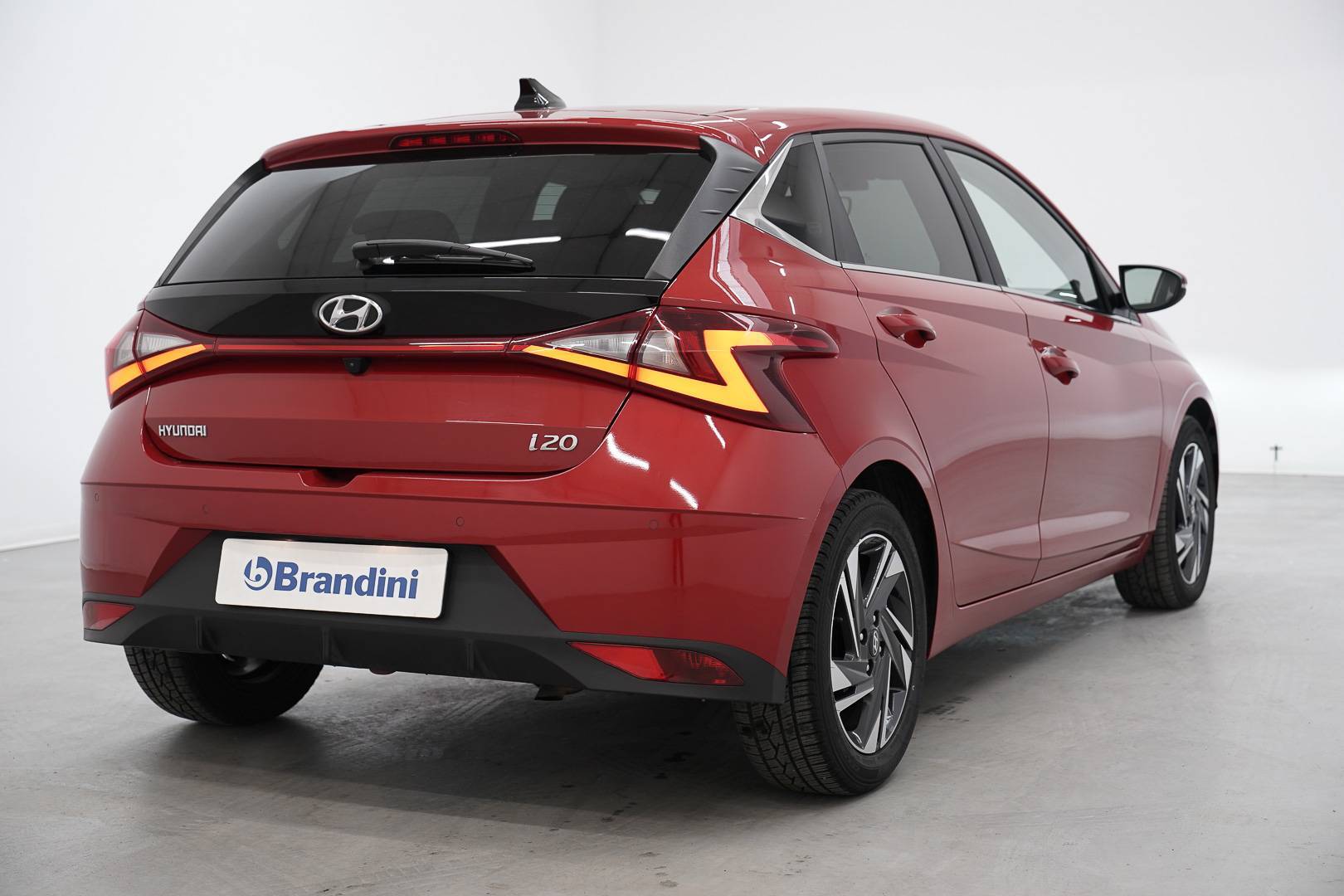 HYUNDAI i20 - Foto 9