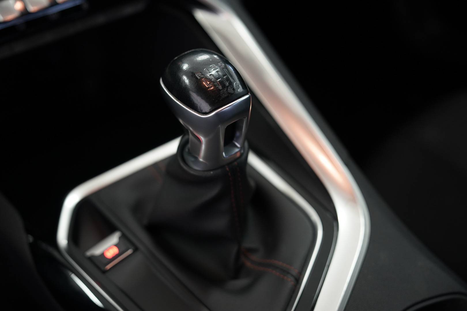 PEUGEOT 3008 - Foto 16