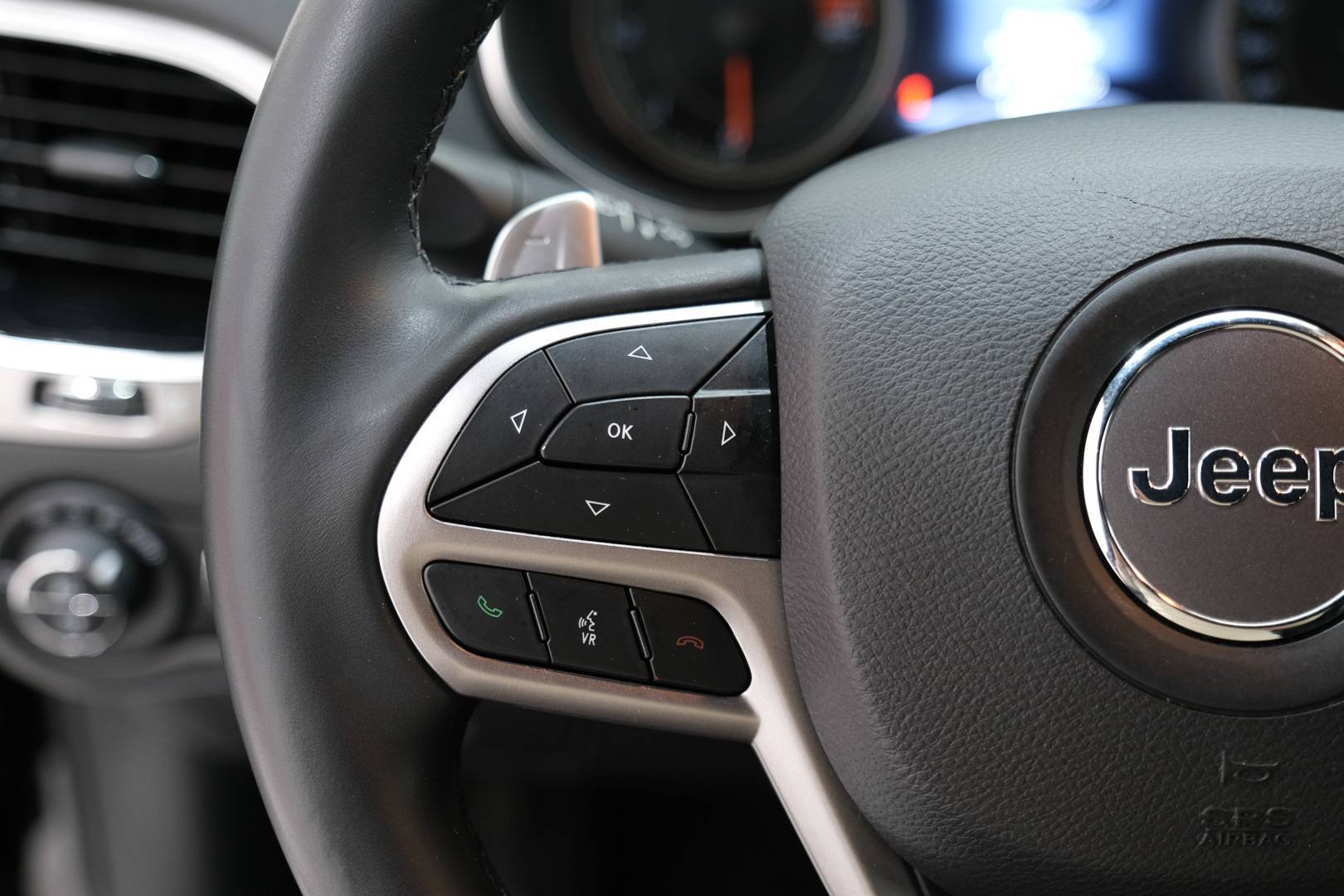 JEEP Cherokee - Foto 11