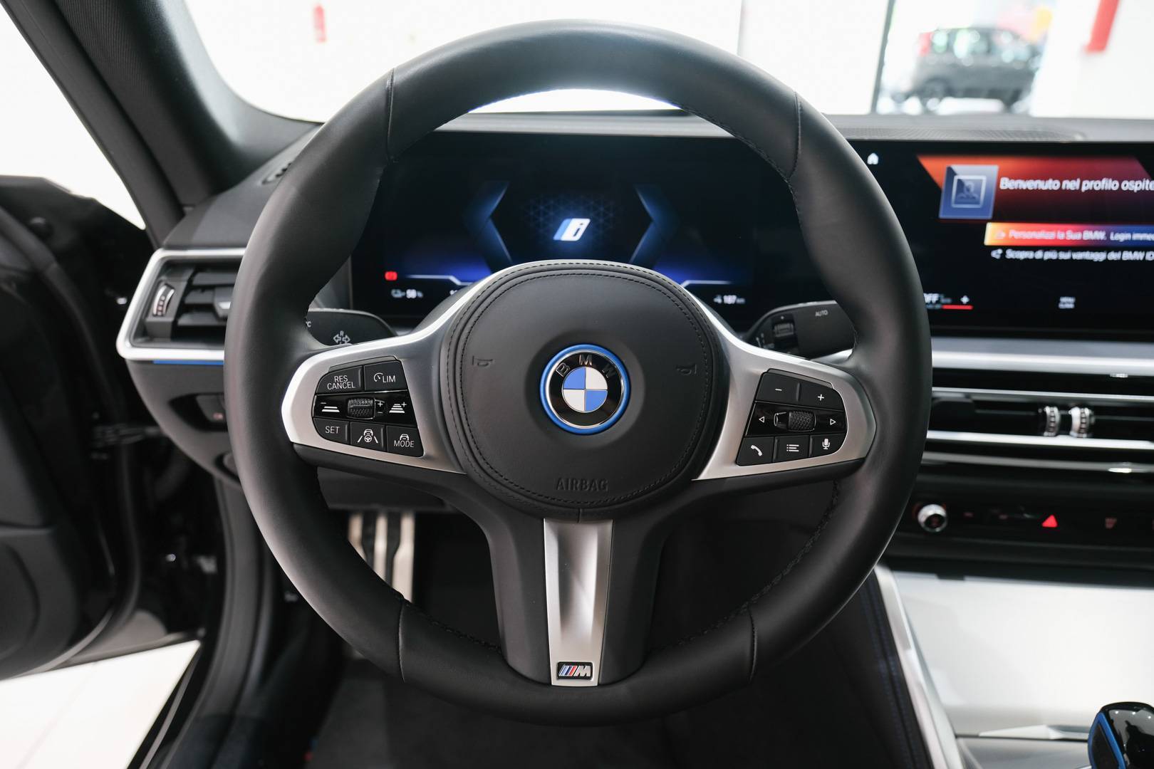 BMW i4 - Foto 11
