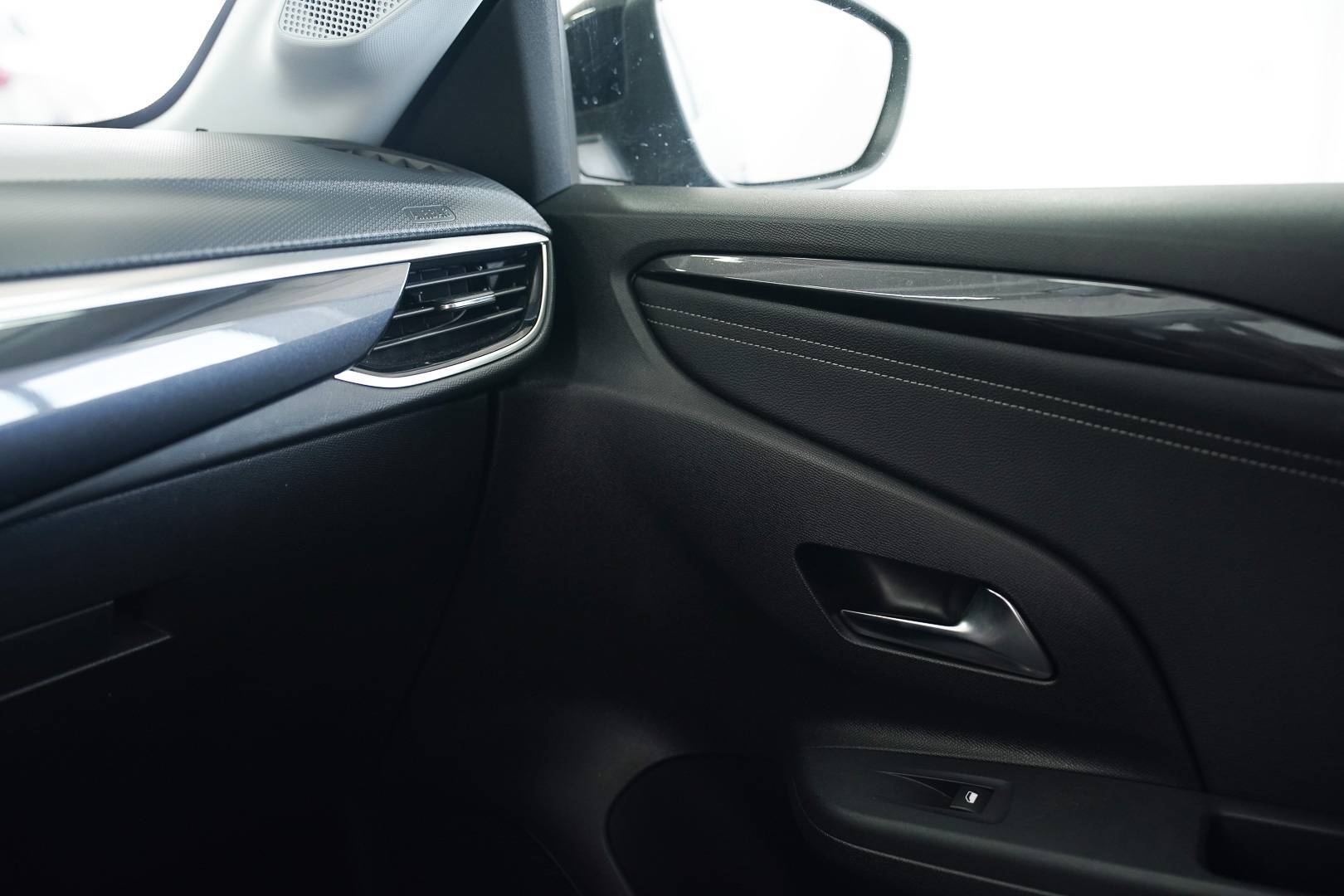 OPEL Corsa - Foto 21