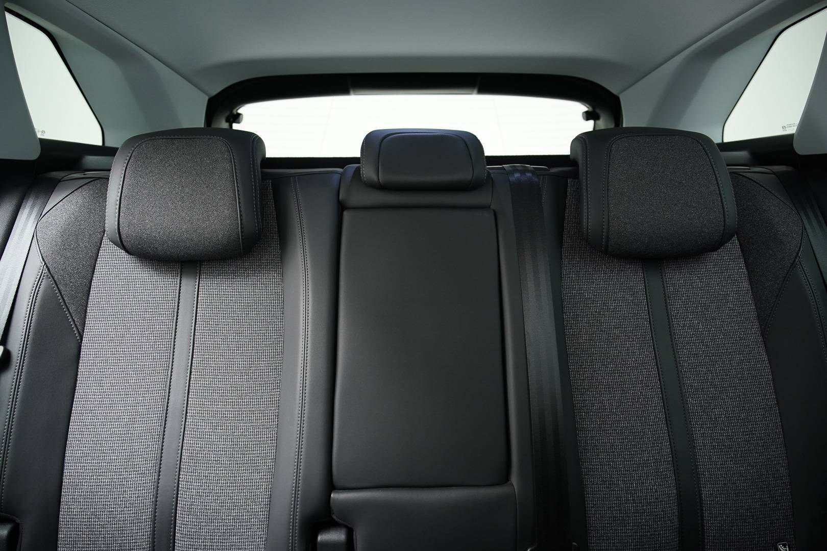 PEUGEOT 3008 - Foto 24