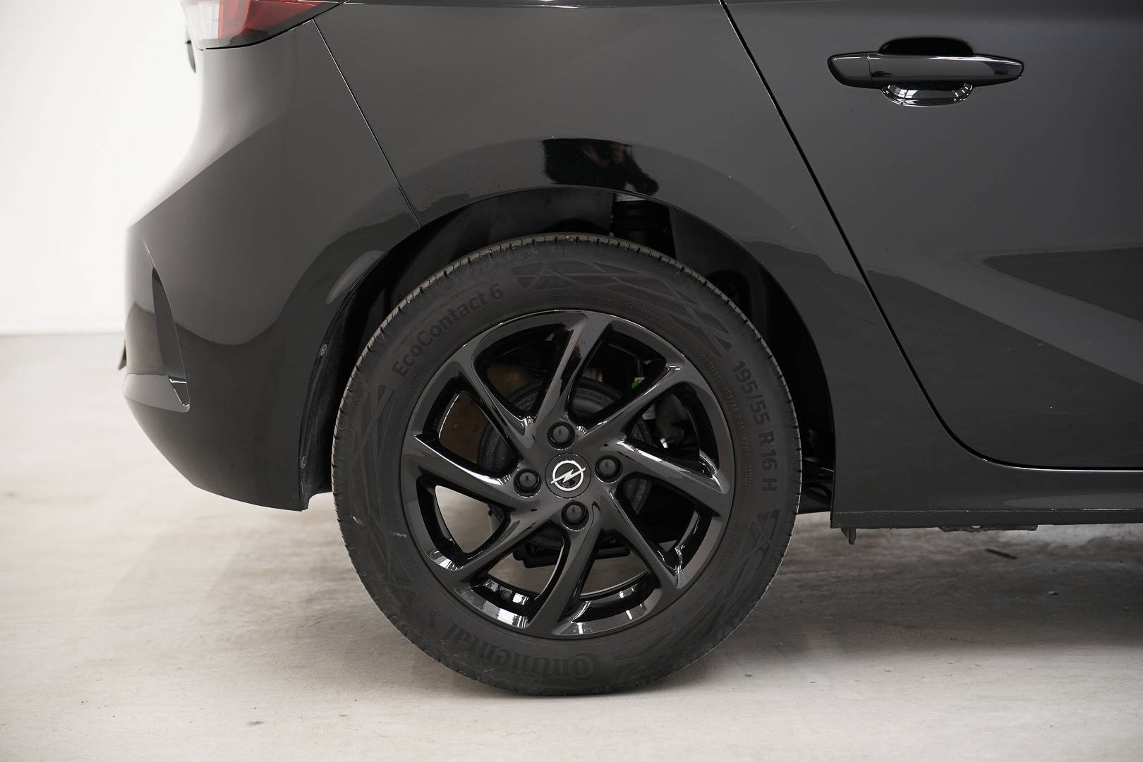 OPEL Corsa - Foto 7
