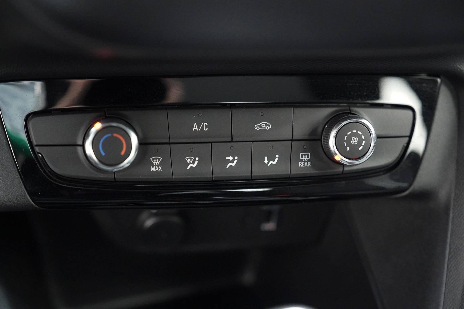 OPEL Corsa - Foto 17