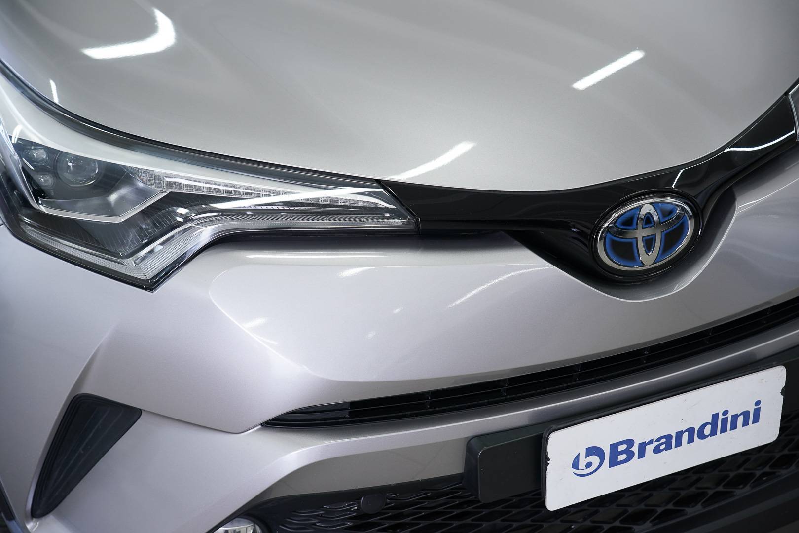 TOYOTA C-HR - Foto 4