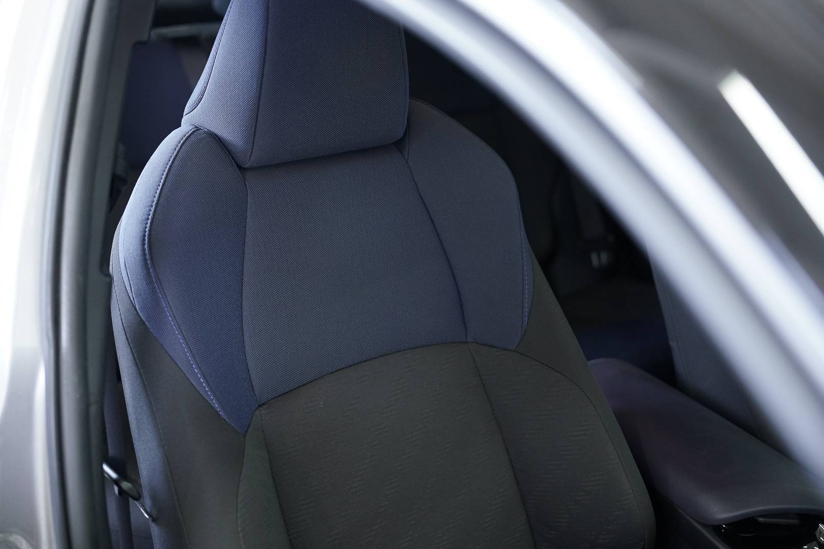 TOYOTA C-HR - Foto 21