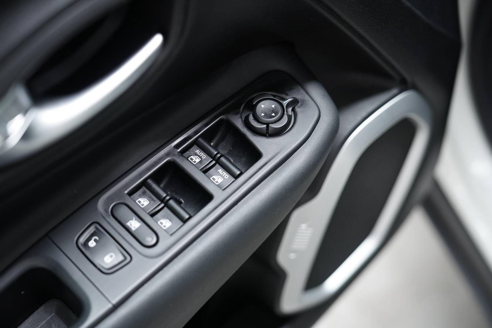 JEEP Renegade - Foto 11