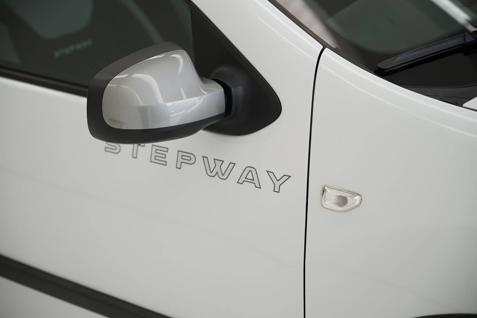 DACIA Sandero - Foto 5