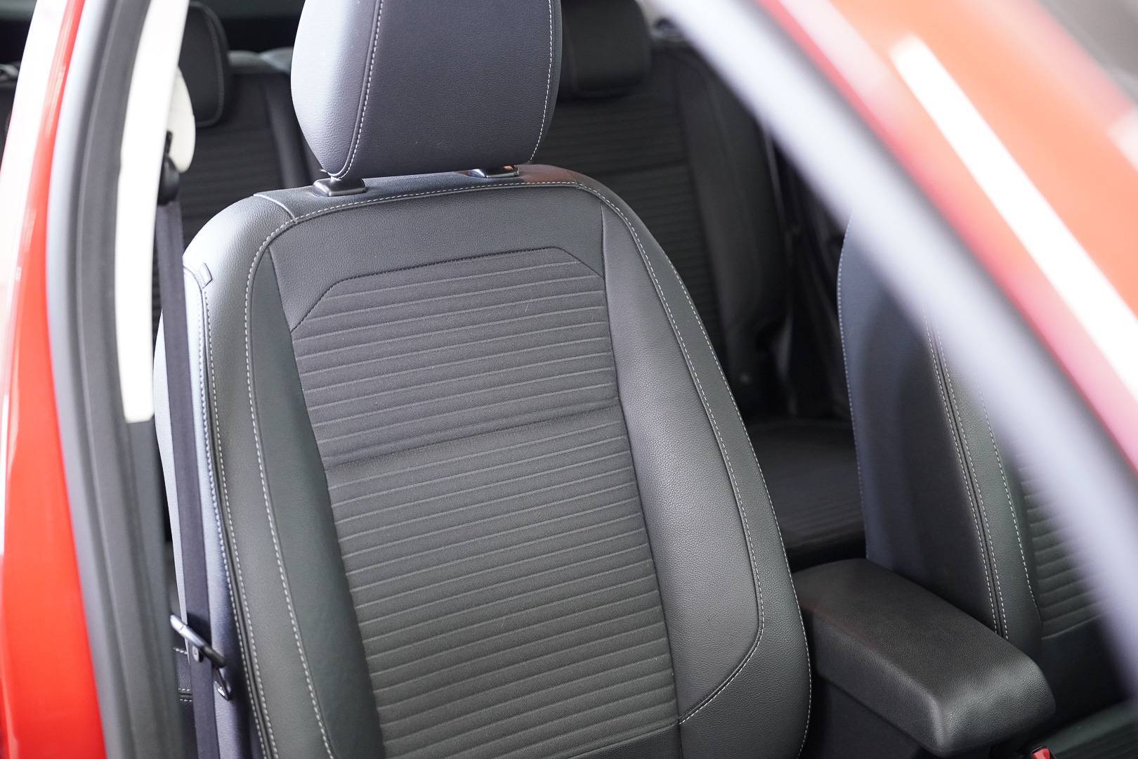 FORD EcoSport  - Foto 21