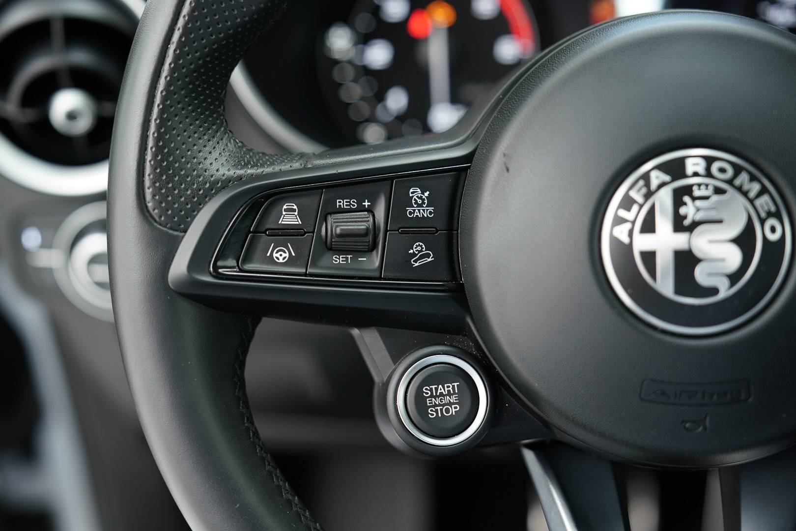 ALFA ROMEO STELVIO - Foto 22