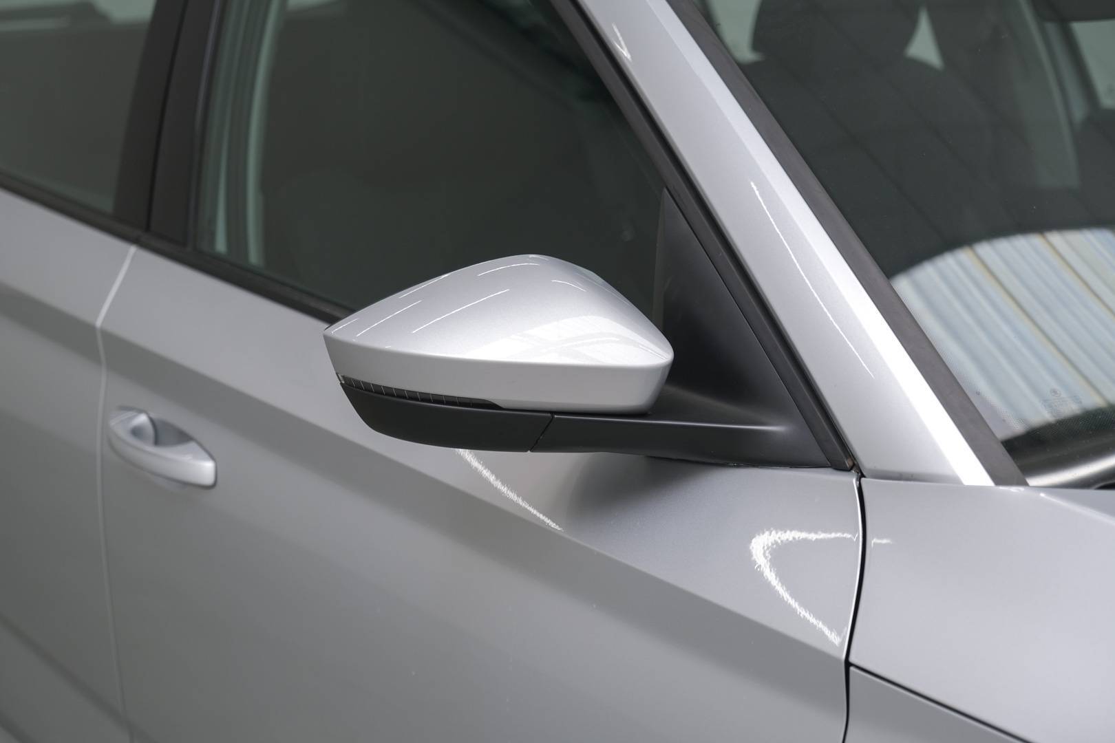 SKODA Kamiq - Foto 5
