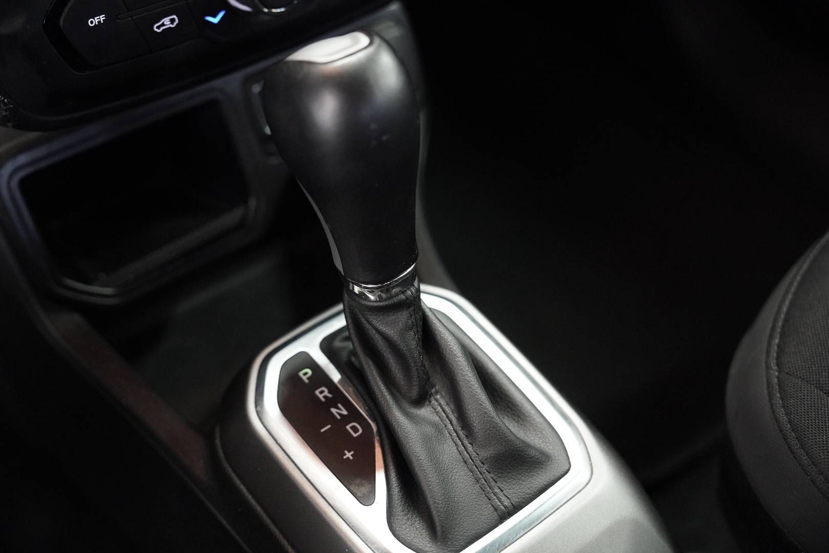 JEEP Renegade - Foto 18