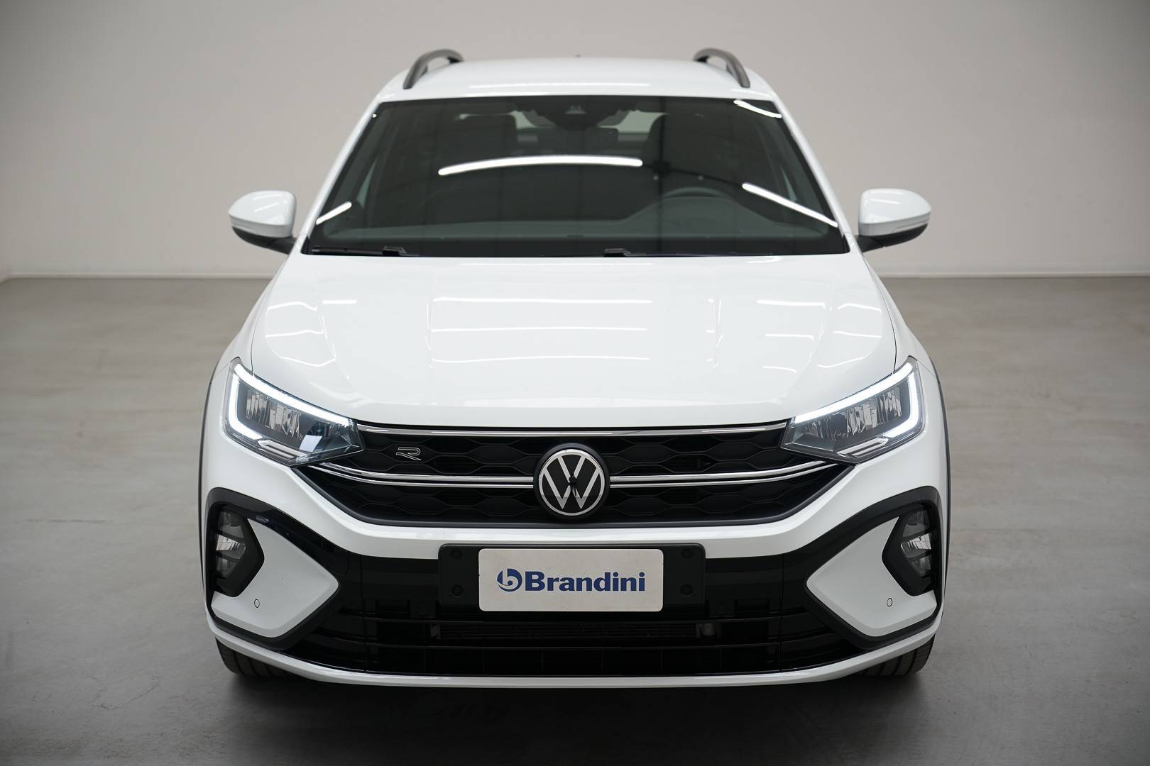 VOLKSWAGEN Taigo - Foto 2