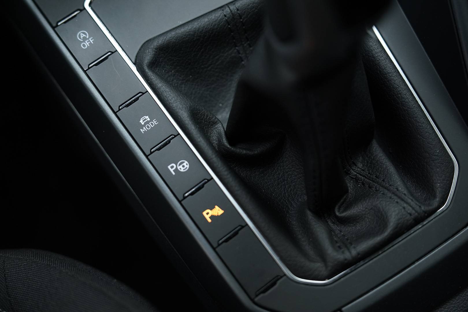 VOLKSWAGEN Taigo - Foto 21