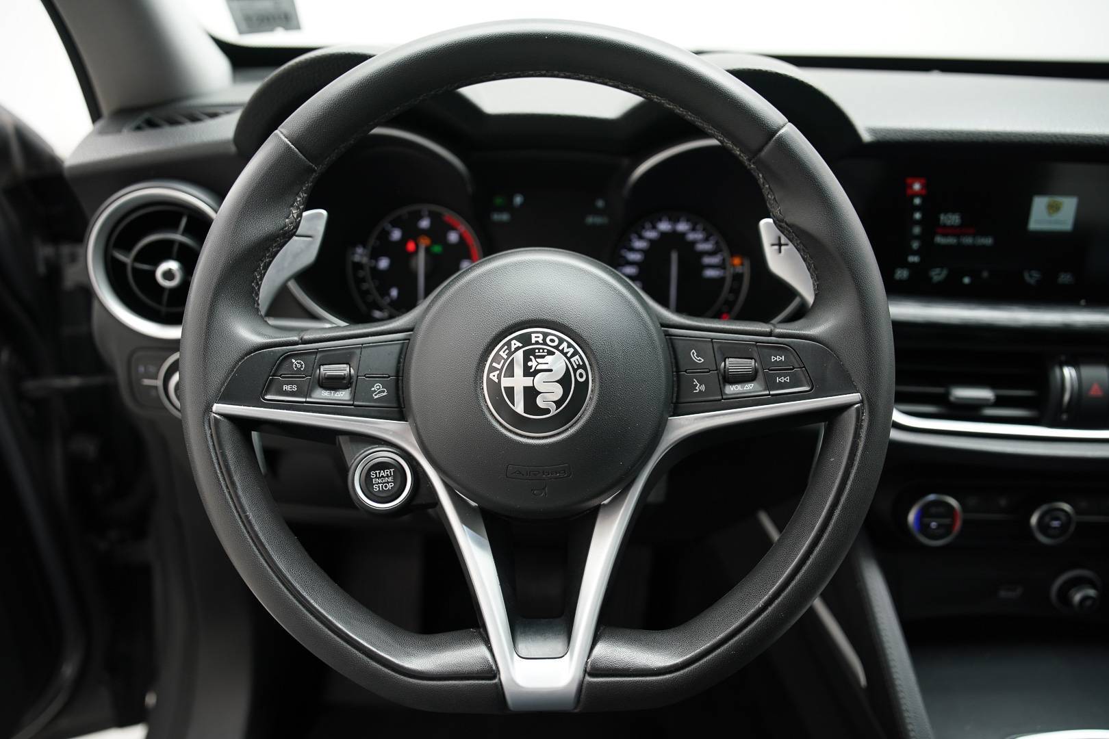 ALFA ROMEO Stelvio - Foto 12