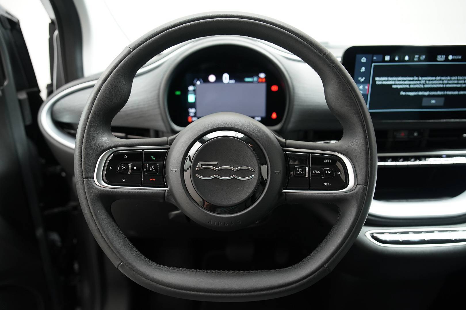 FIAT 500e - Foto 12