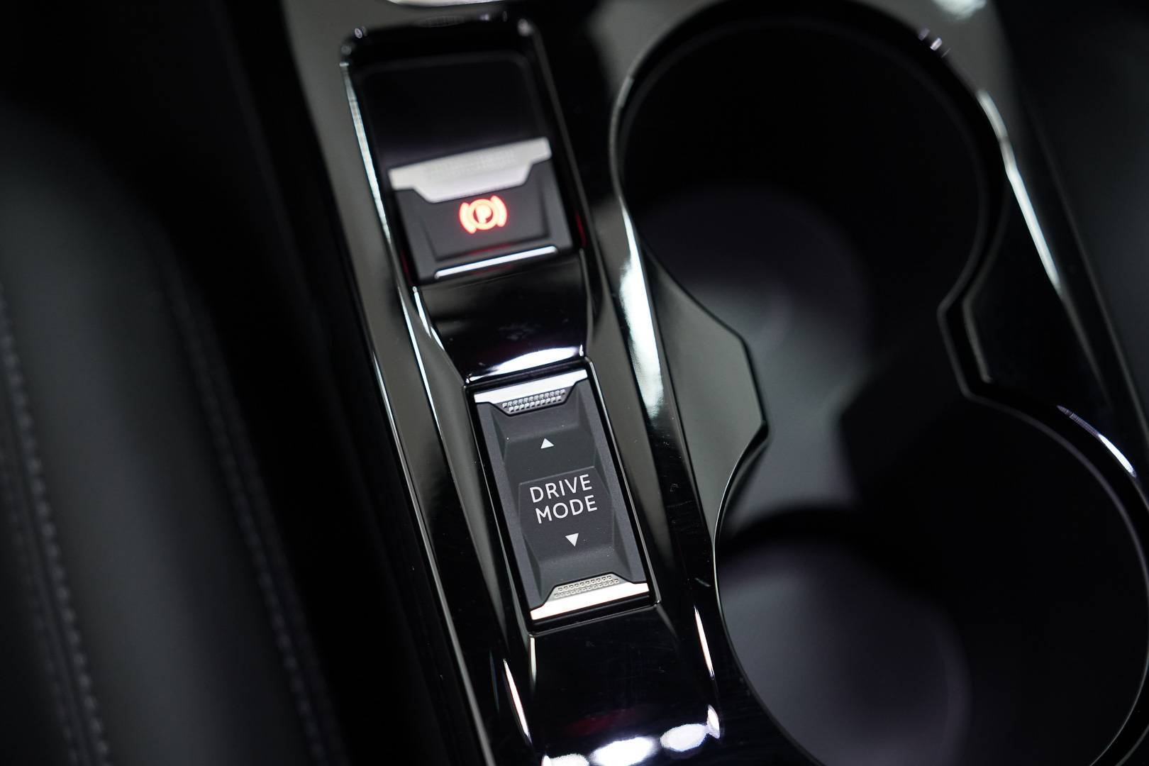 PEUGEOT 2008 - Foto 19