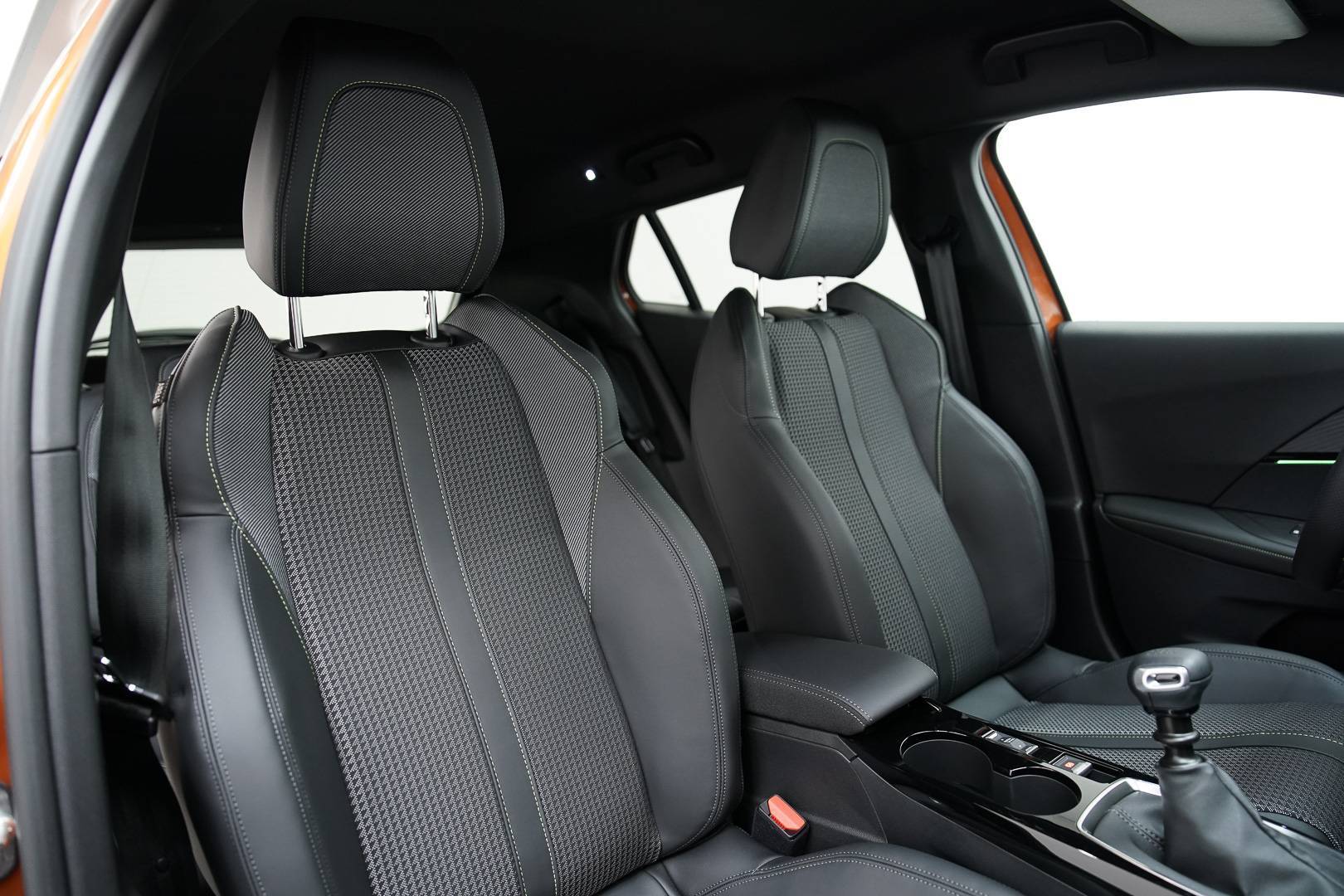 PEUGEOT 2008 - Foto 22