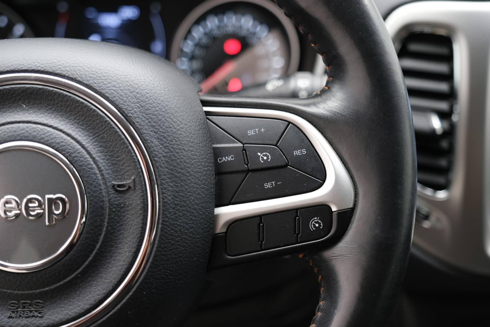 JEEP Compass - Foto 14