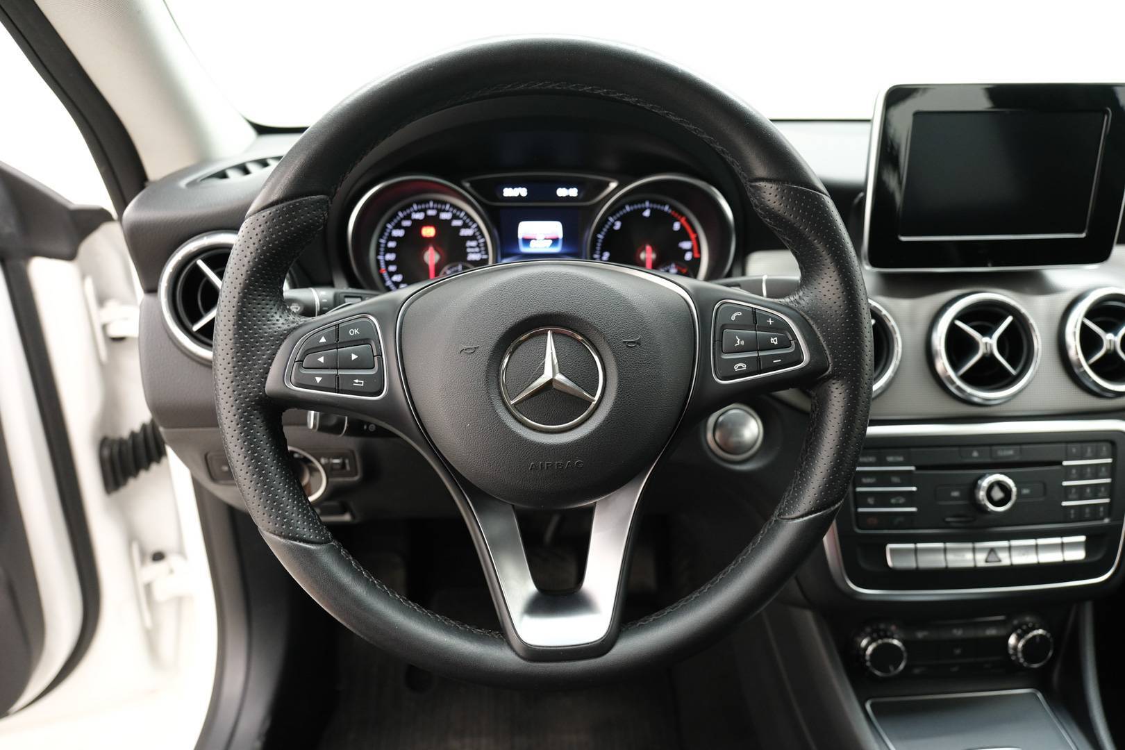 MERCEDES CLA  - Foto 12