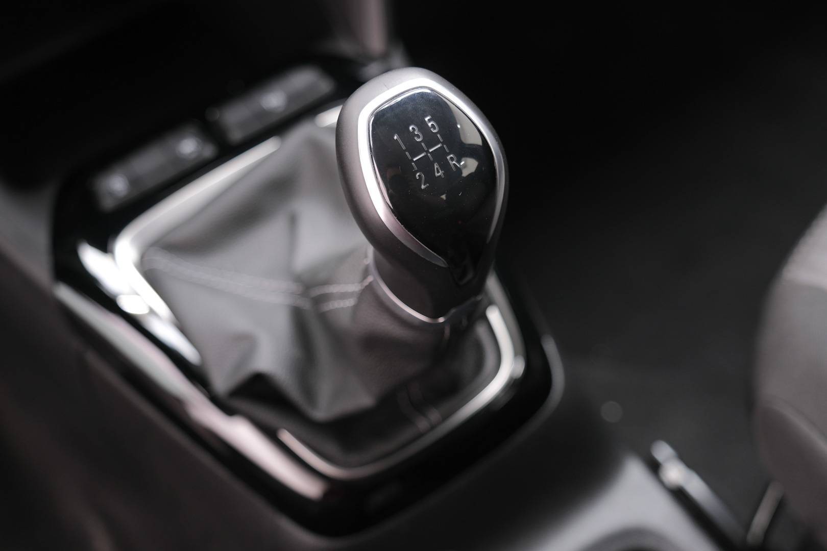 OPEL Corsa - Foto 20