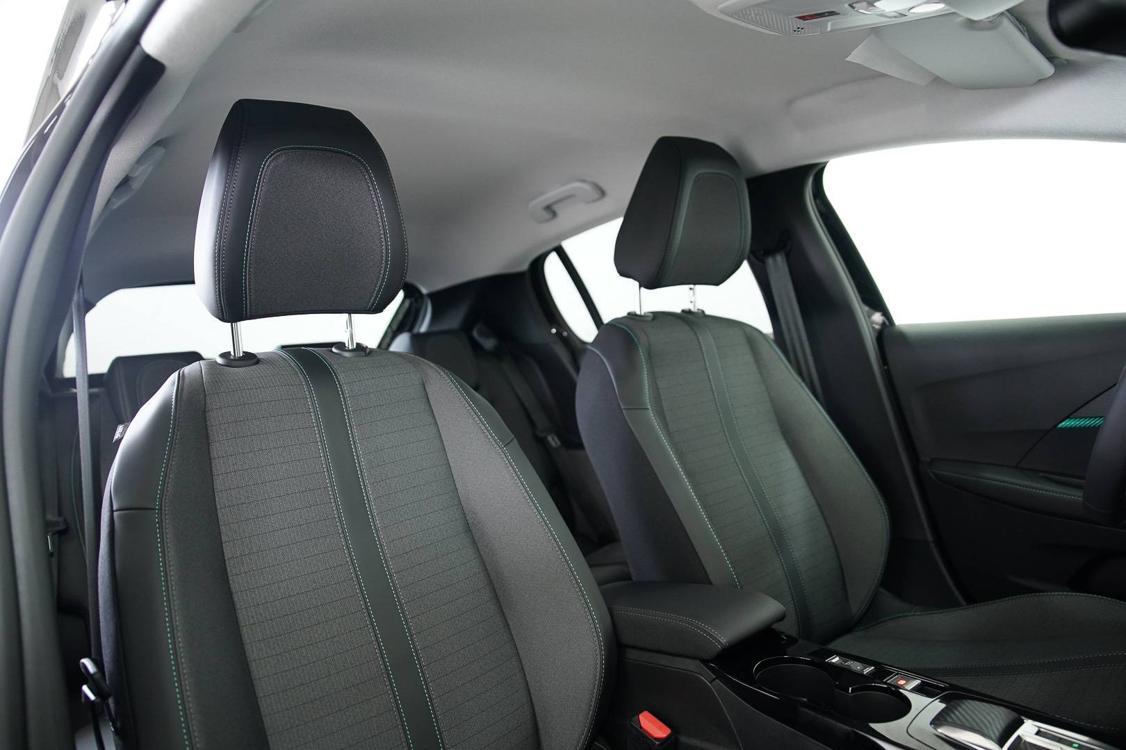 PEUGEOT 208 - Foto 20