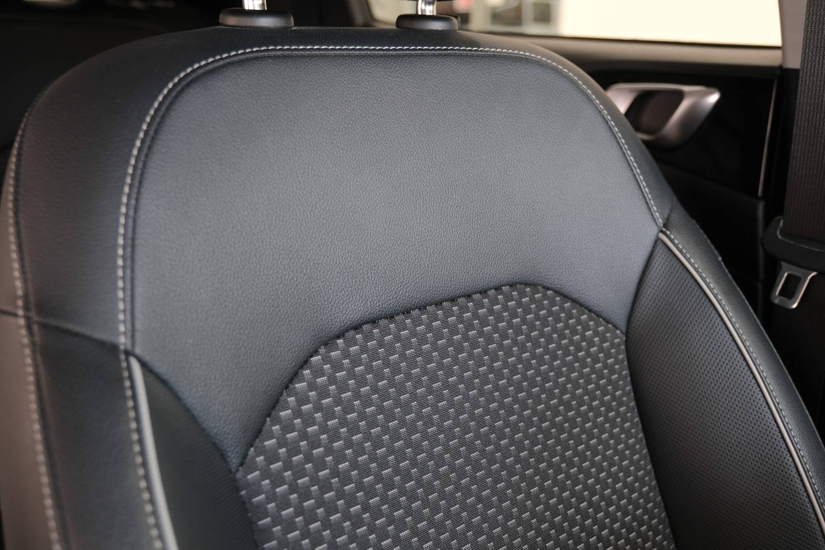 KIA XCeed - Foto 22