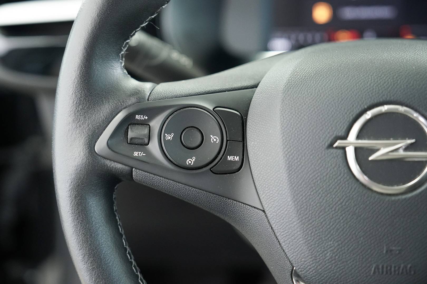 OPEL Corsa - Foto 12