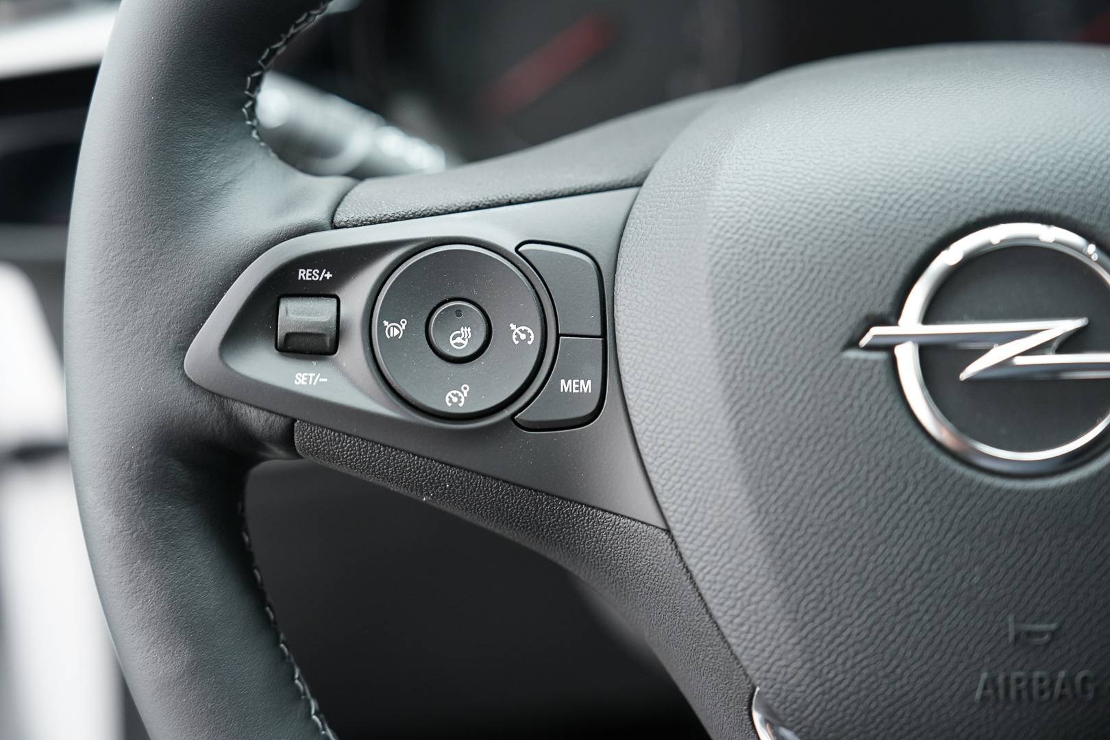OPEL Corsa - Foto 12