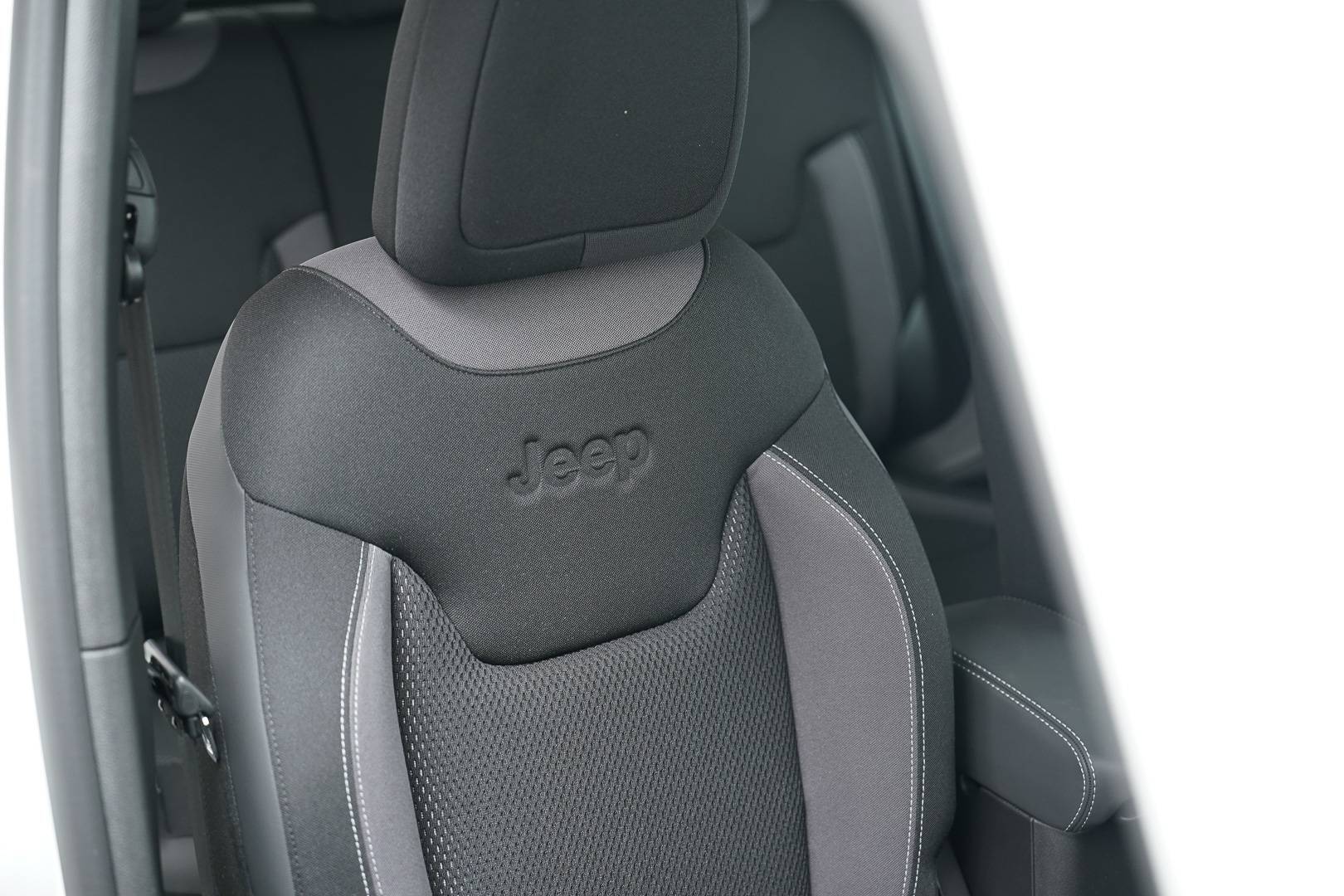JEEP RENEGADE - Foto 21