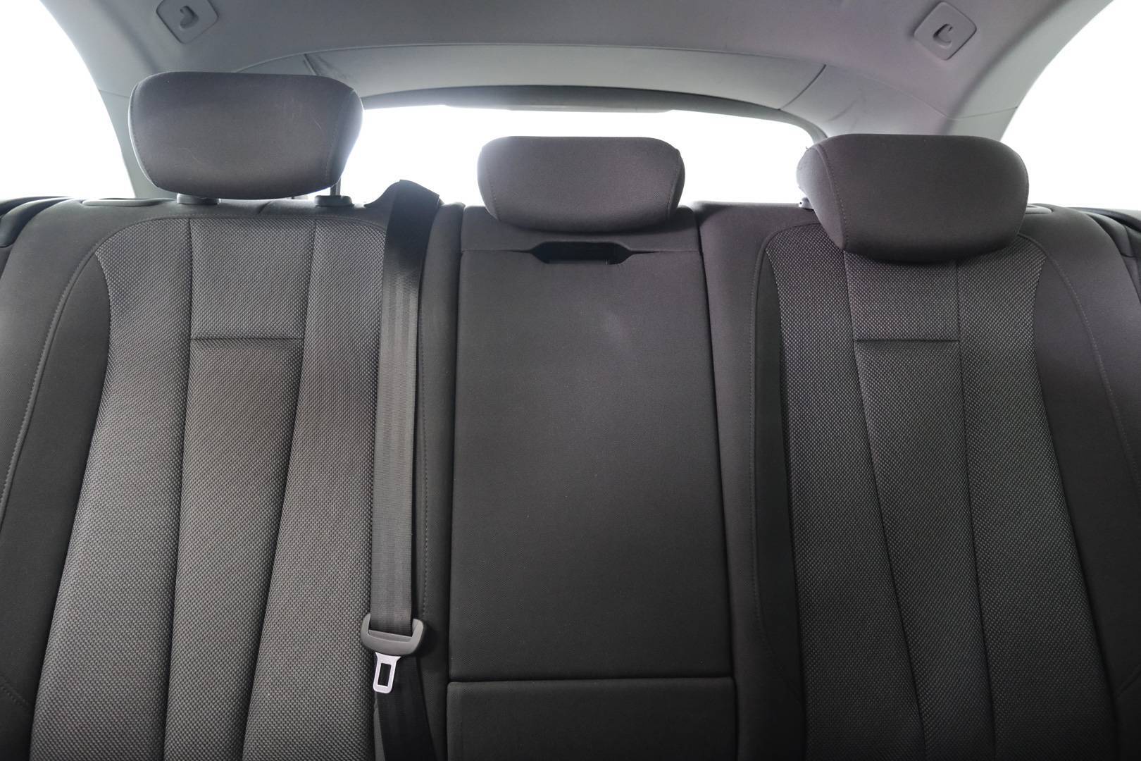 AUDI A4 Avant - Foto 23