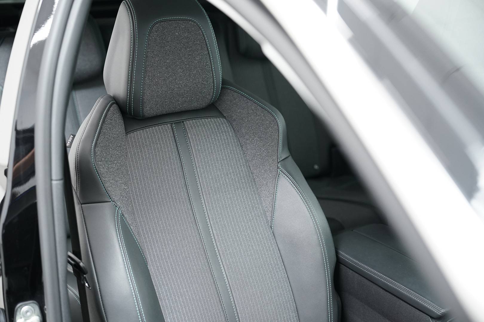 PEUGEOT 3008 - Foto 21