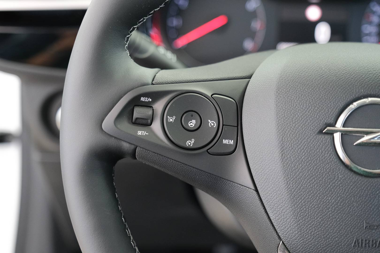 OPEL Corsa - Foto 11