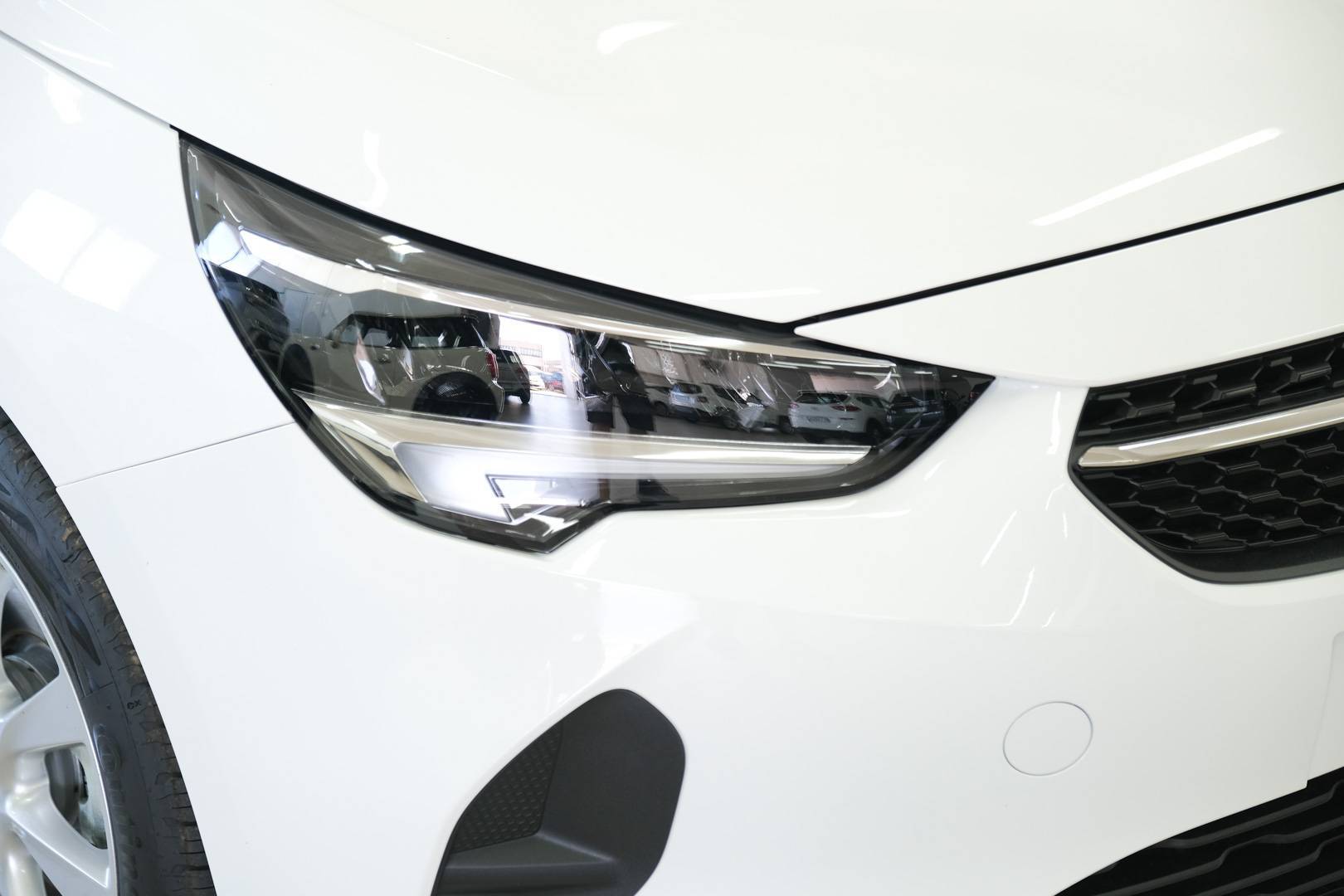 OPEL Corsa - Foto 4