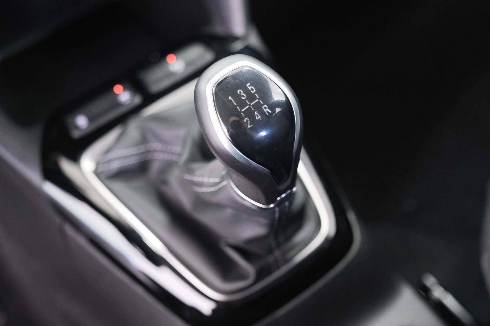 OPEL Corsa - Foto 19