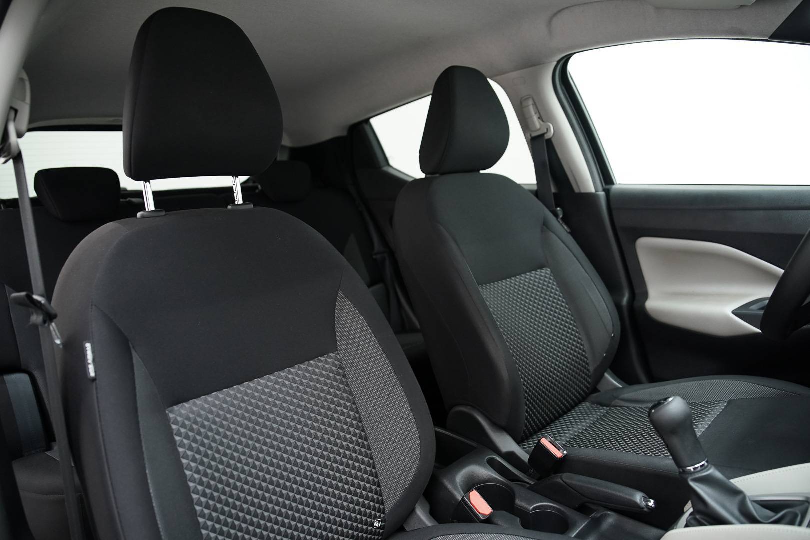NISSAN Micra - Foto 21