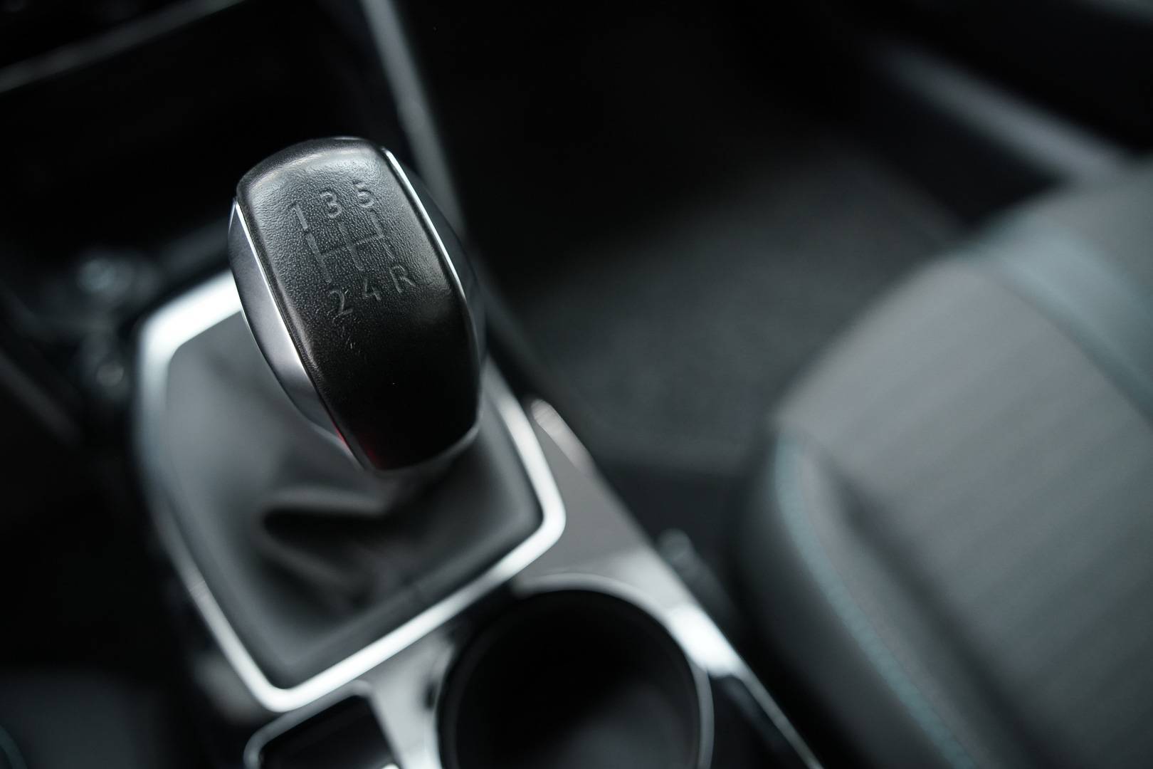 PEUGEOT 208 - Foto 19