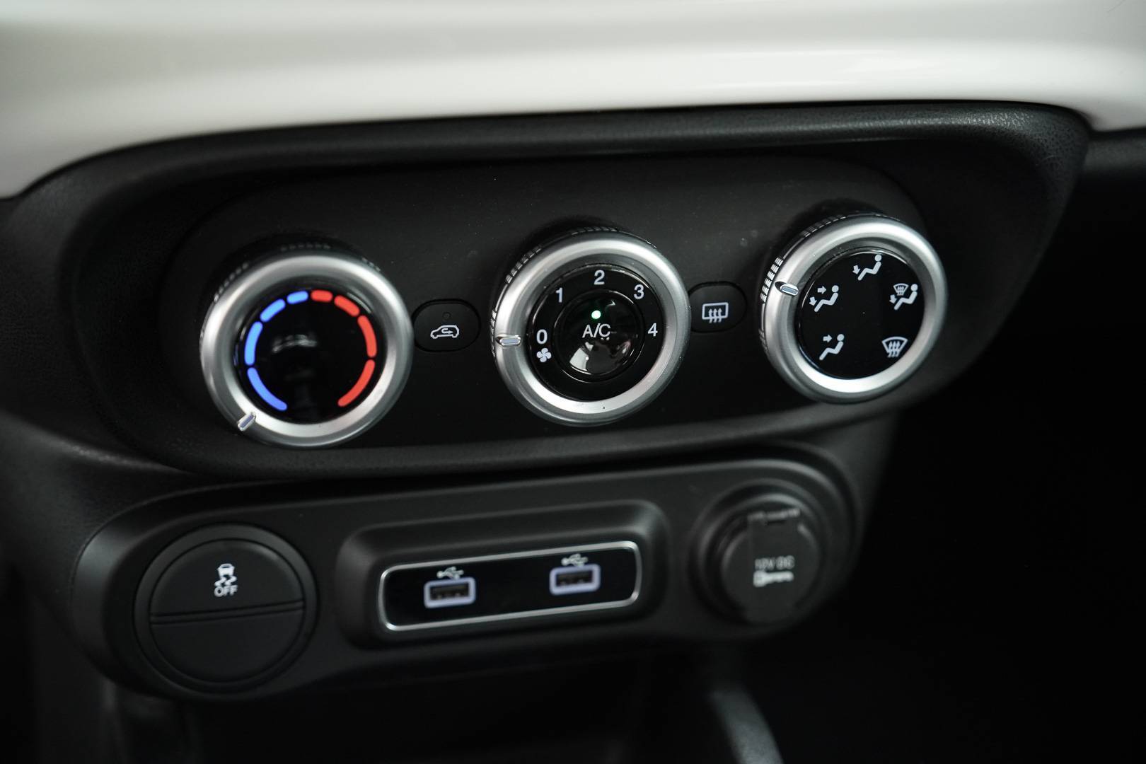 FIAT 500L - Foto 17