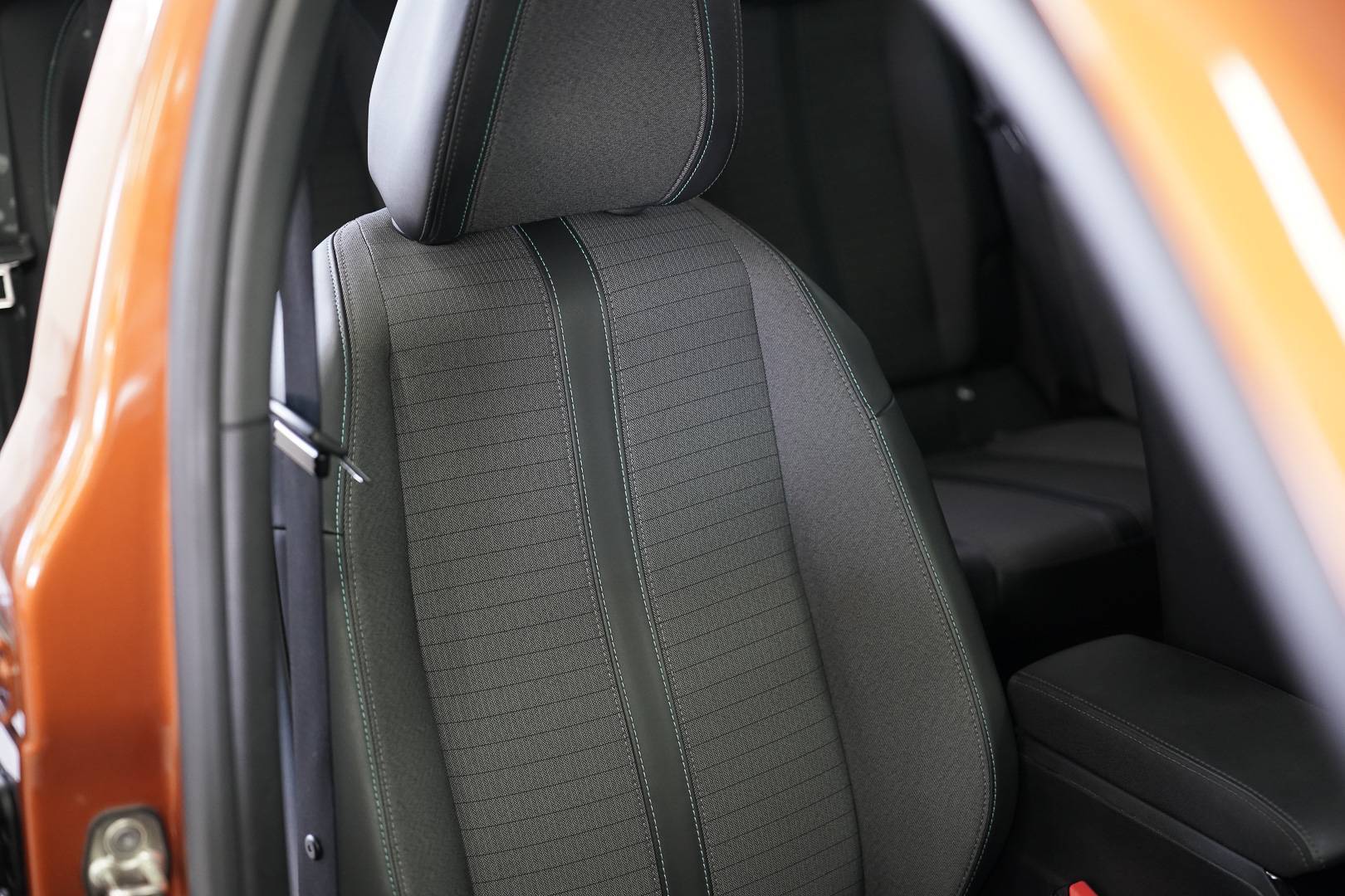PEUGEOT 2008 - Foto 22