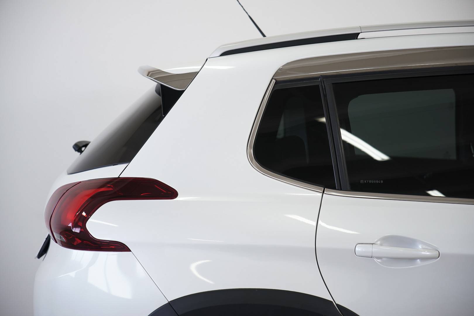 PEUGEOT 2008 - Foto 6