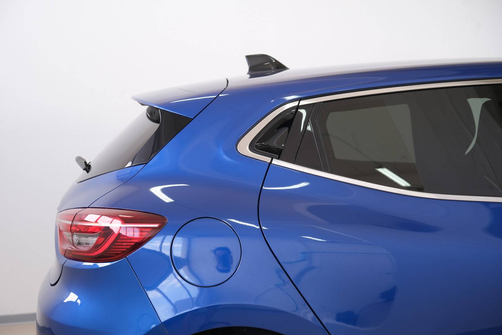 RENAULT Clio - Foto 6
