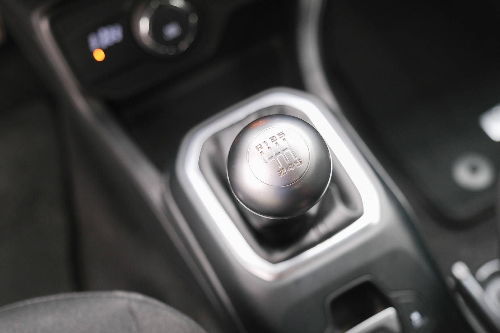 JEEP Renegade - Foto 21