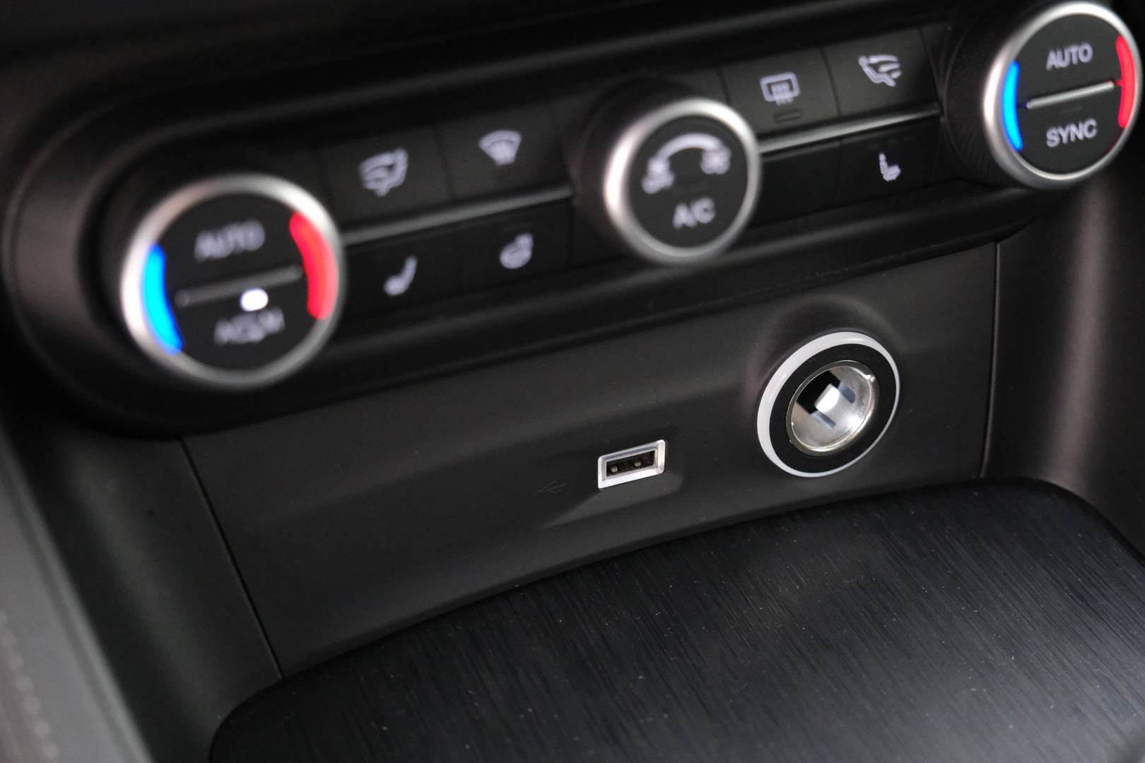 ALFA ROMEO Stelvio - Foto 19